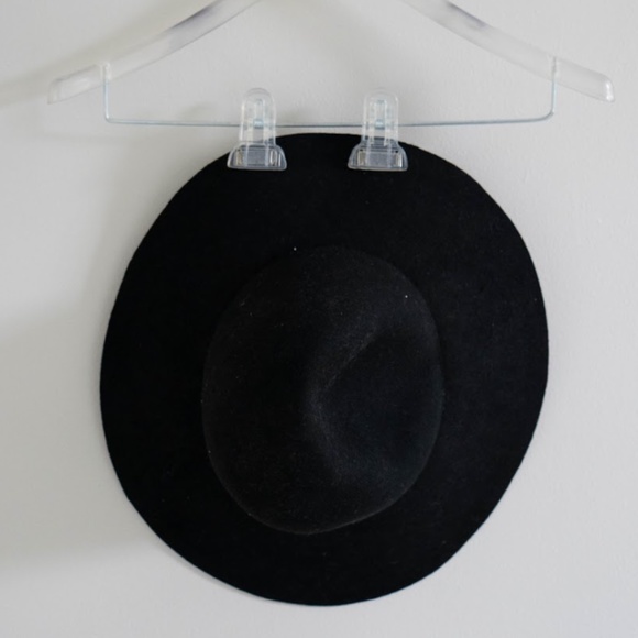 Aldo Classic Black Fedora - Picture 2 of 4